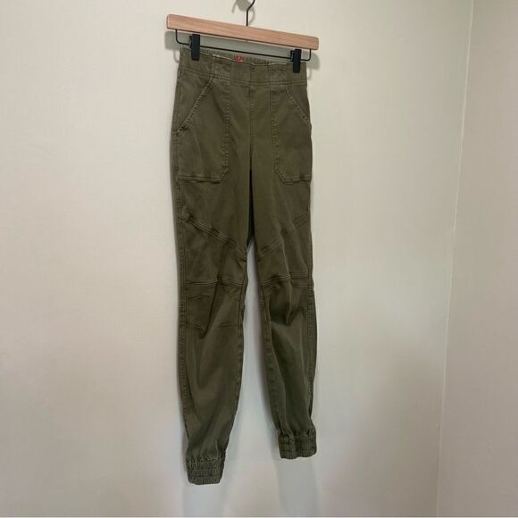 Spanx Stretch Twill Cargo Jogger in Olive sz XS - Picture 8 of 8